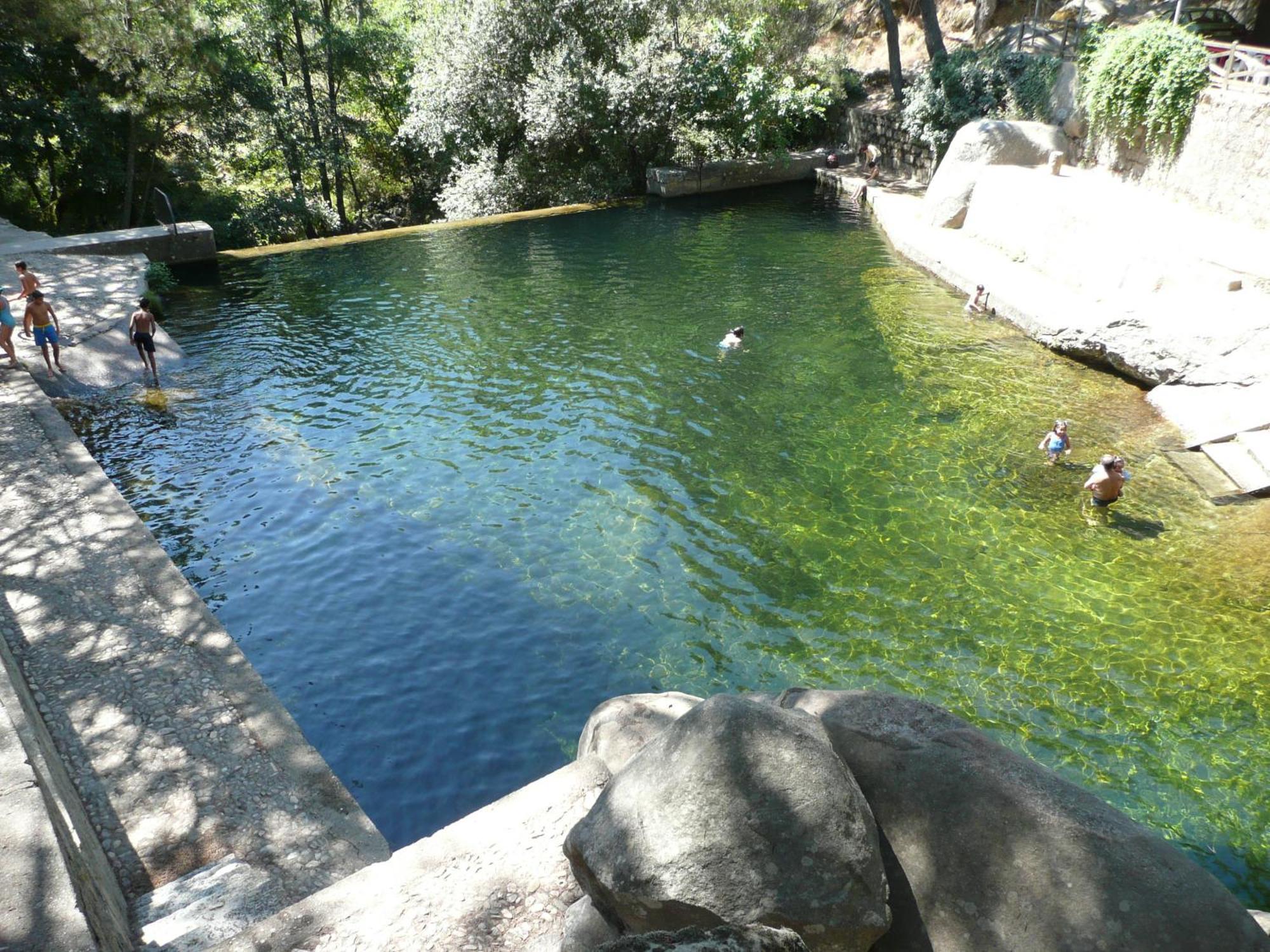 Amatalasvinas Piedralaves Buitenkant foto