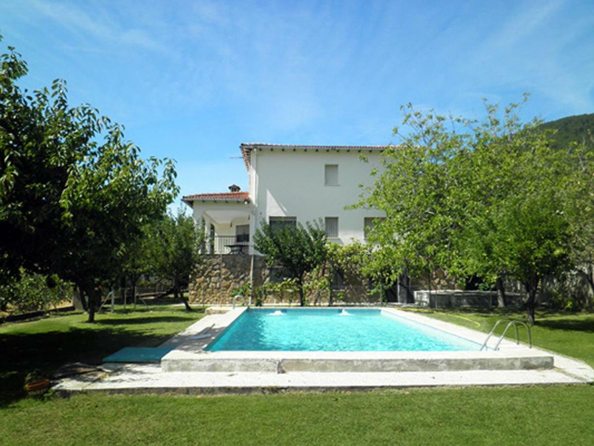 Amatalasvinas Piedralaves Buitenkant foto